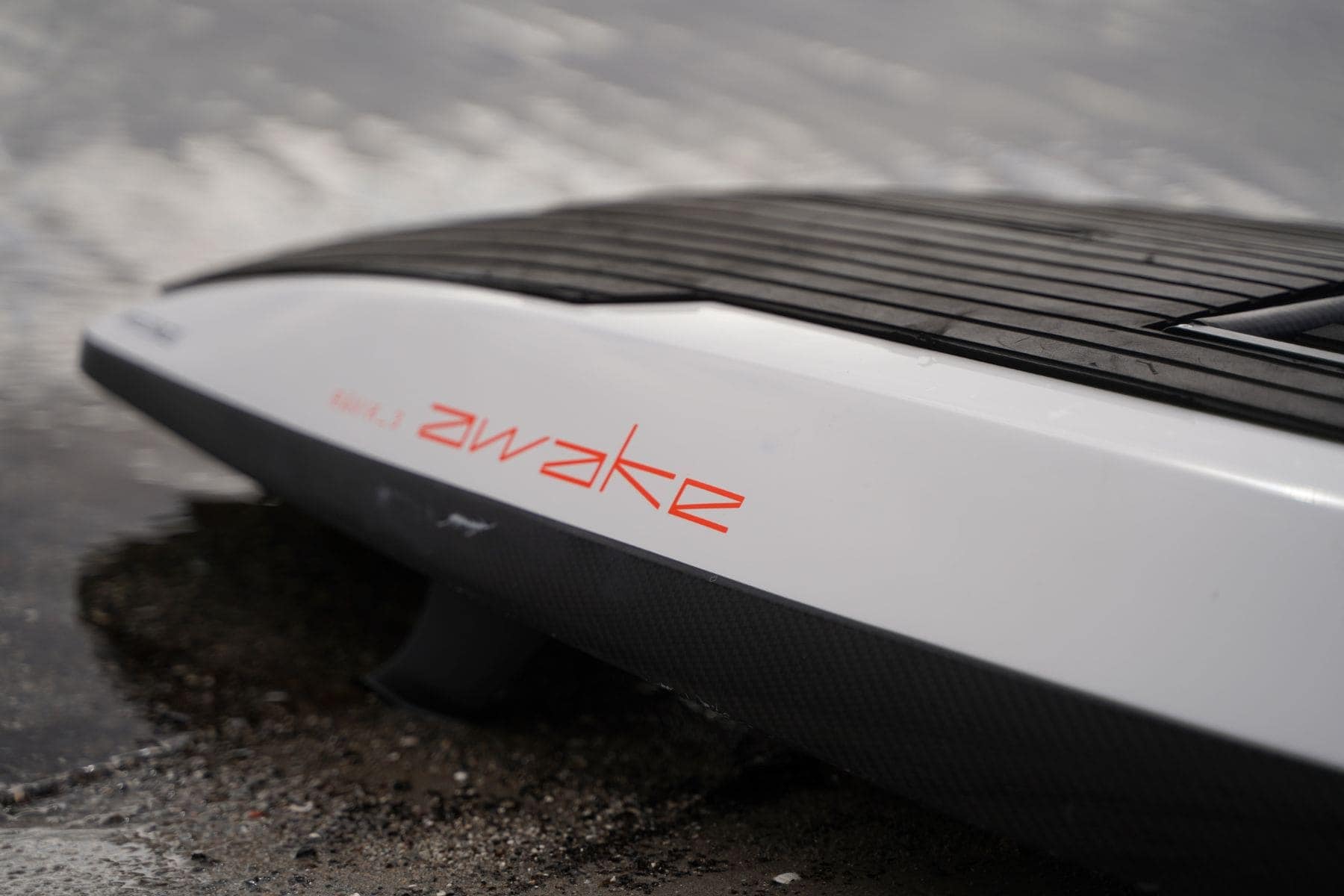 awake-ravik-3-curve