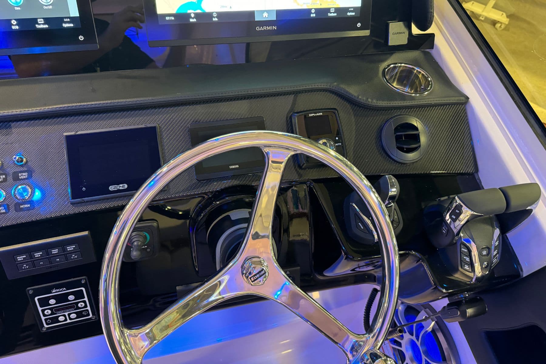 Grady White Freedom 415 Dual Console Steering Wheel