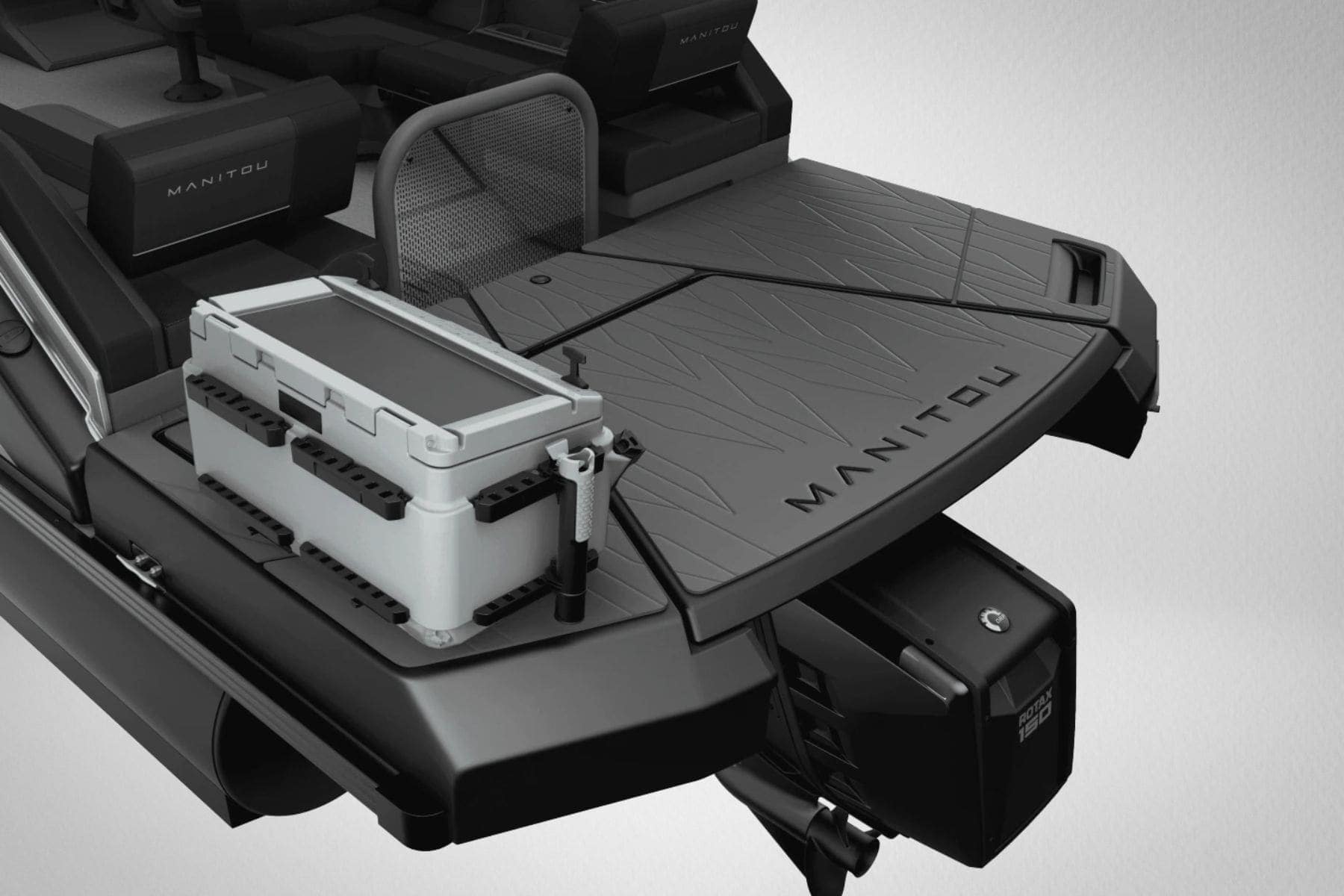 manitou-pontoon-cooler