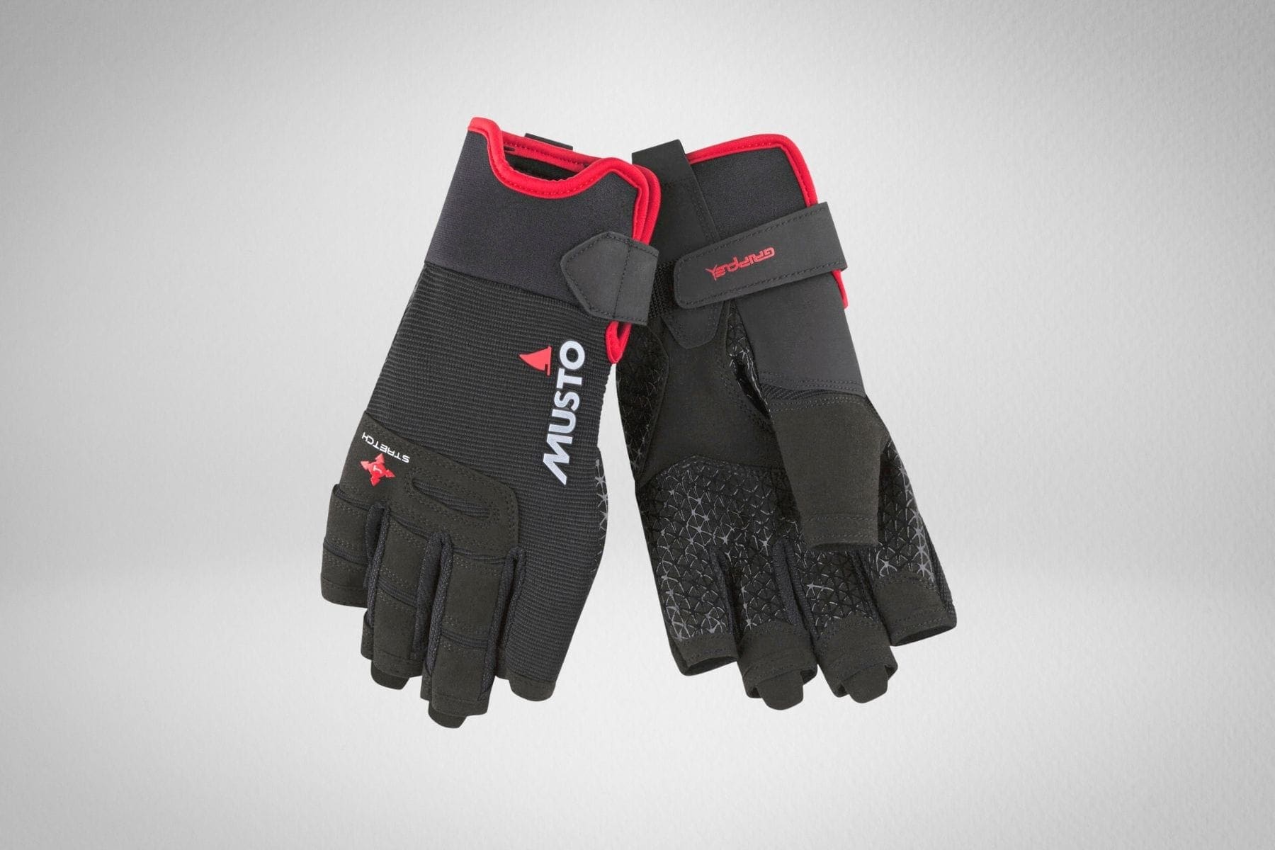 musto-performance-short-finger-featured