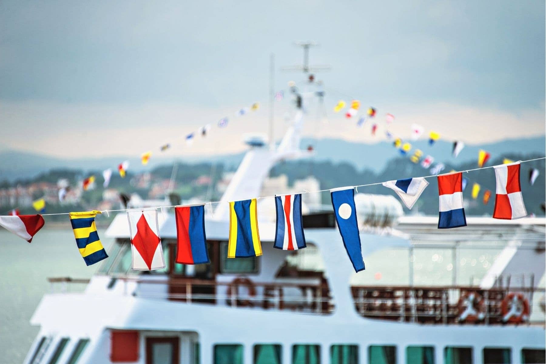 Nautical Flags Meaning & Alphabet