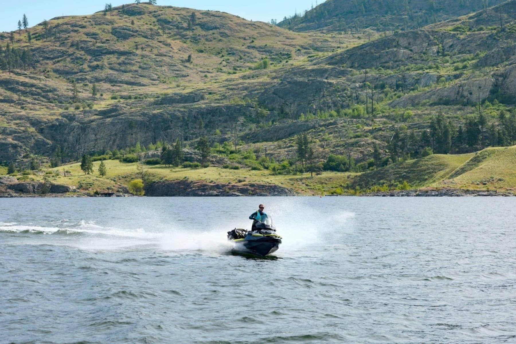 sea-doo-explorer-pro-open-water