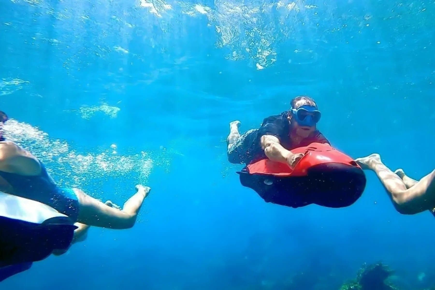 seabob-f5-sr-review-underwater