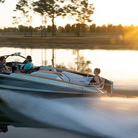 Ski Nautique While Using