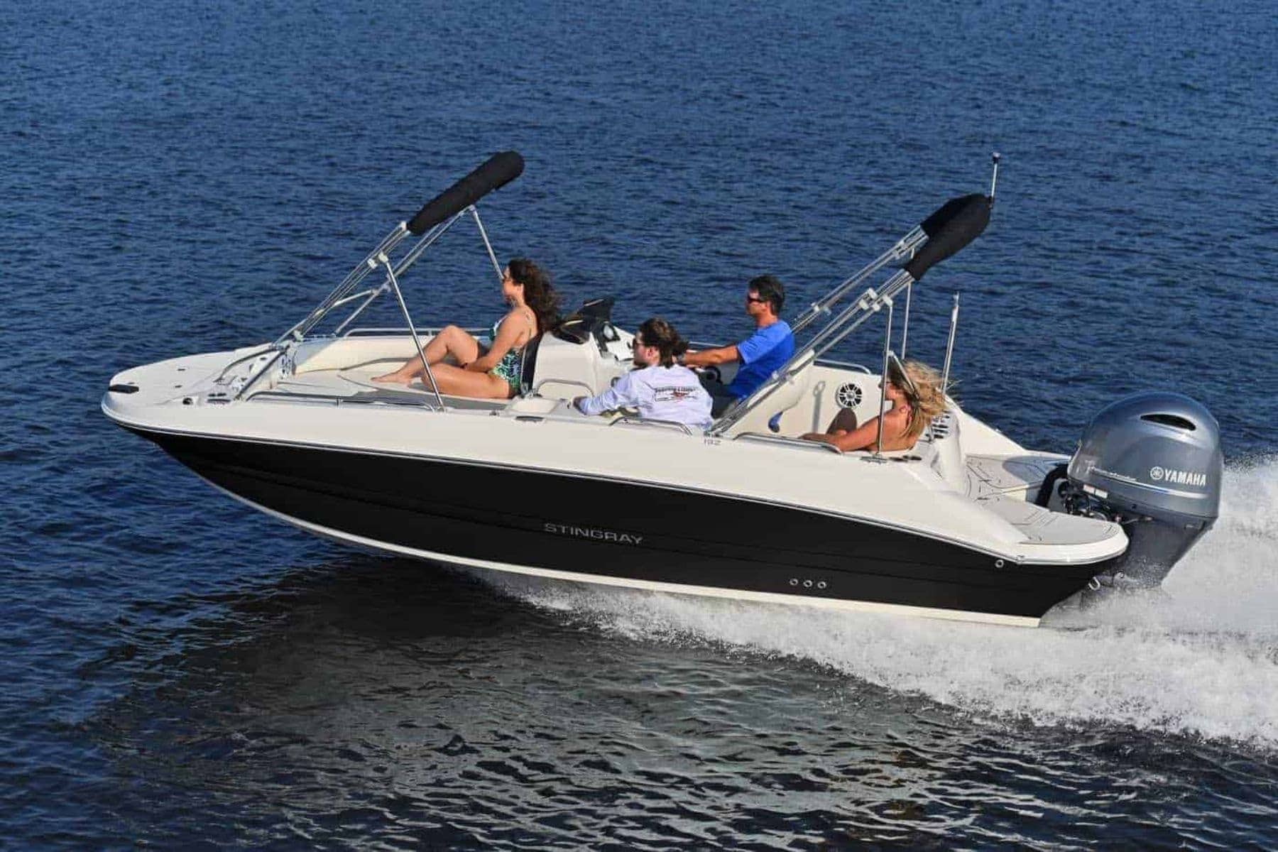 Stingray 198sc Deck Boat