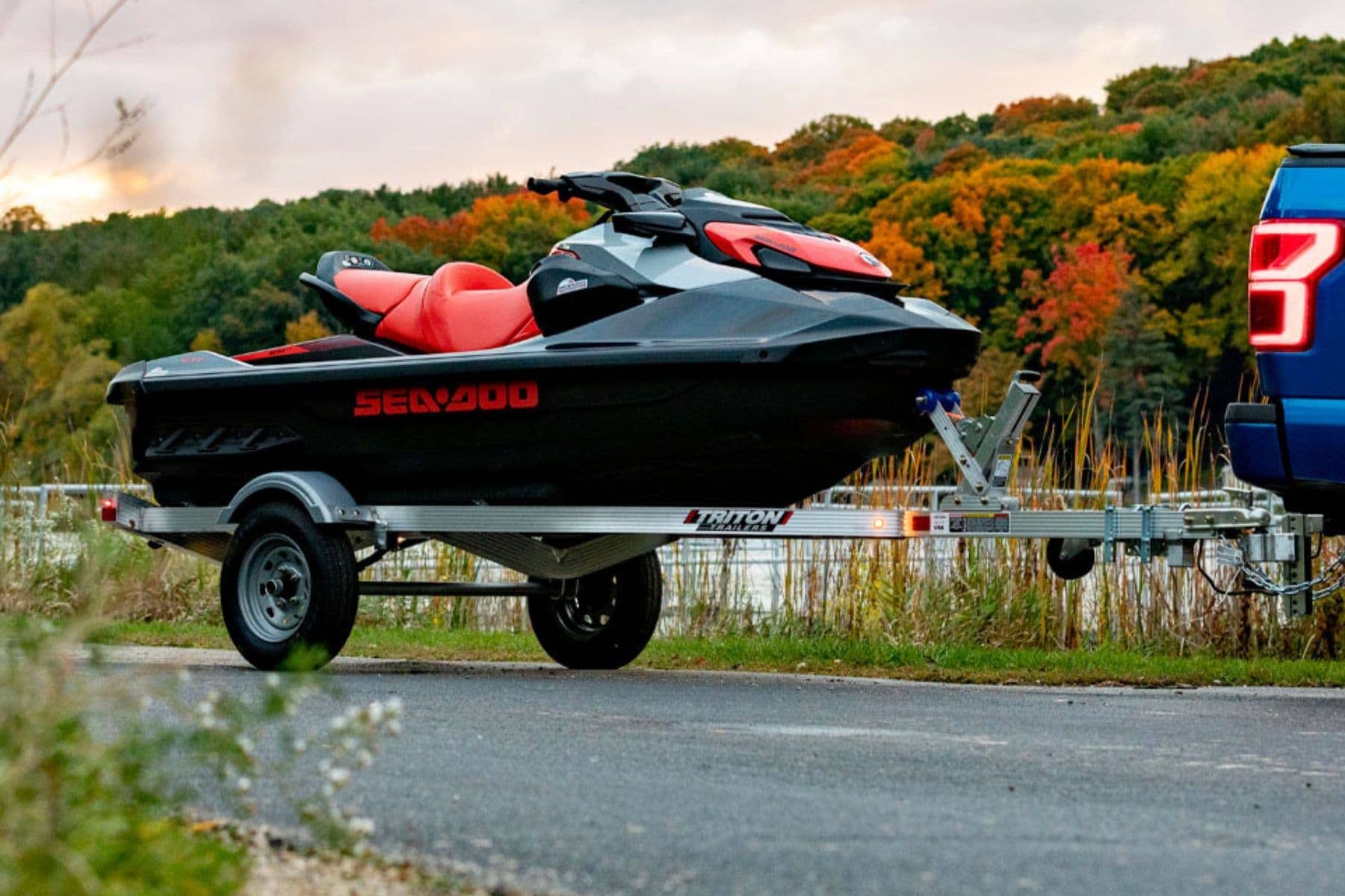 Triton Wave I Trailer