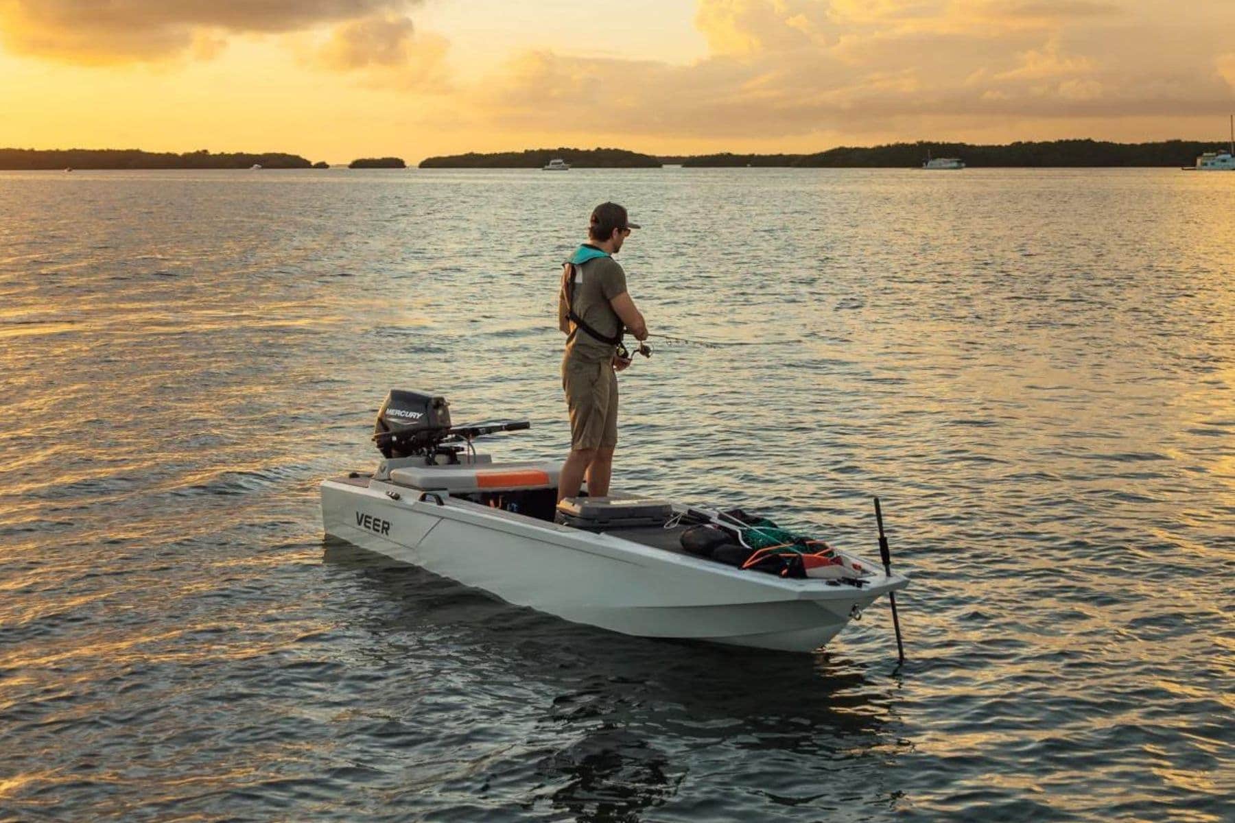Veer V13 By Lund Fishing