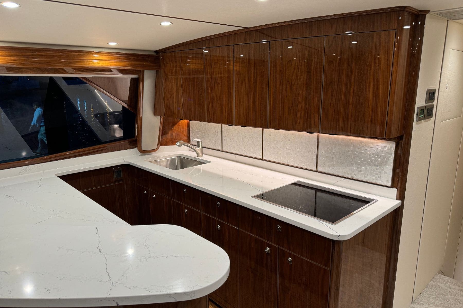 viking-58-convertible-kitchen
