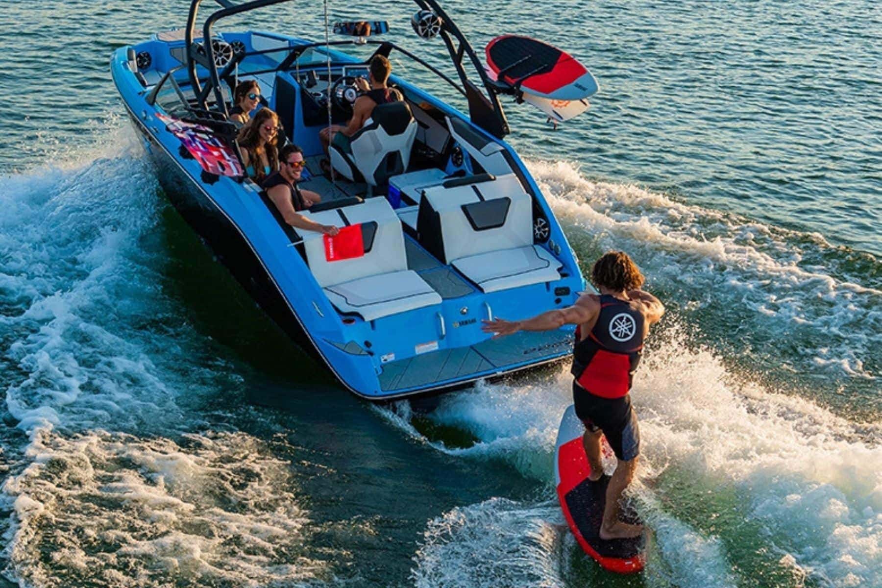 yamaha-222xd-jet-boat-wake-board
