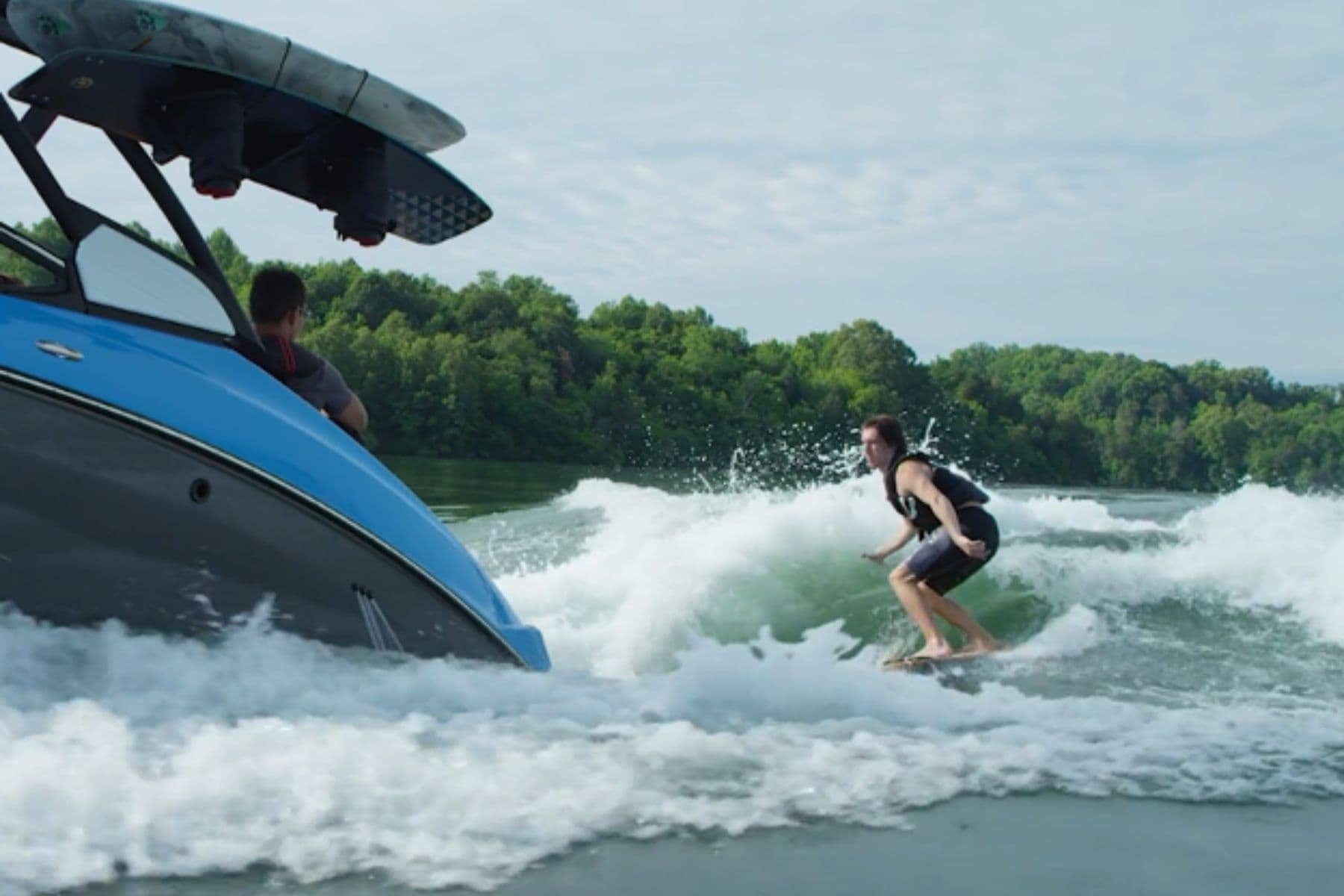 yamaha-222xd-jet-boat-wake-boarder