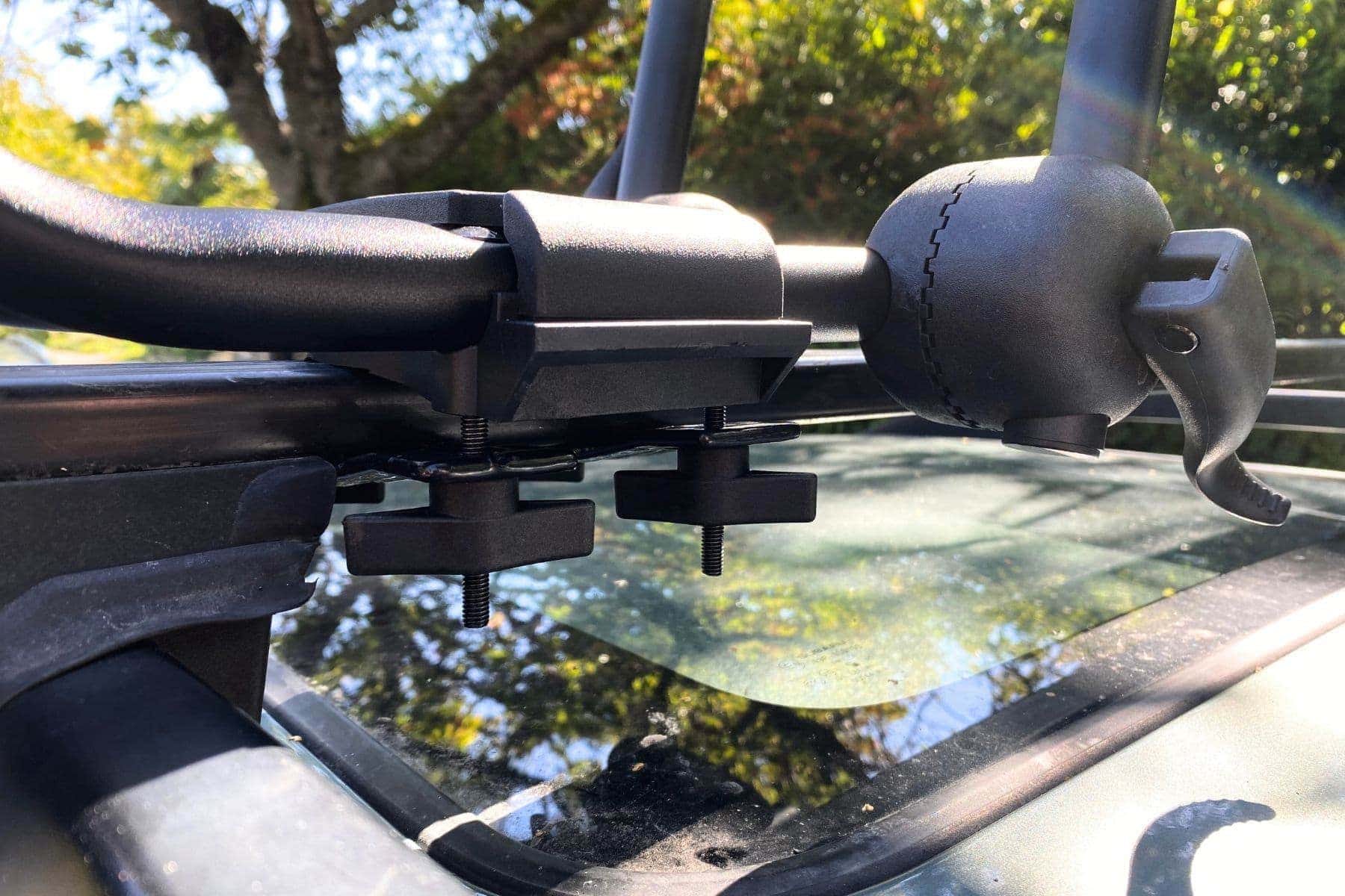 Malone Fold Away 5 Bolts