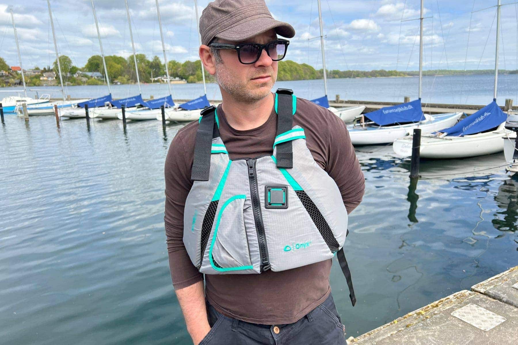 Onyx Movevent Dynamic Life Vest Front