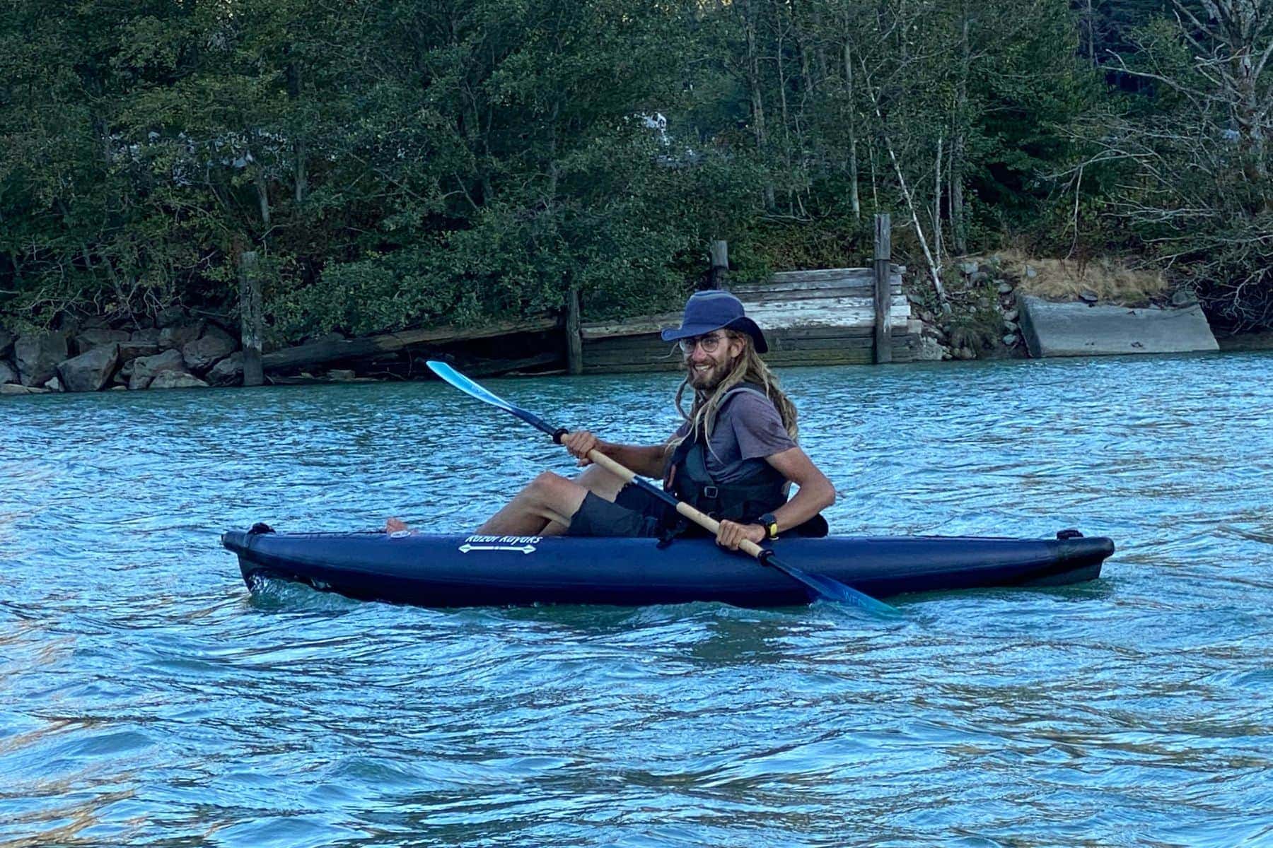 Razor Kayaks R1 Ultra Happy Kayaker