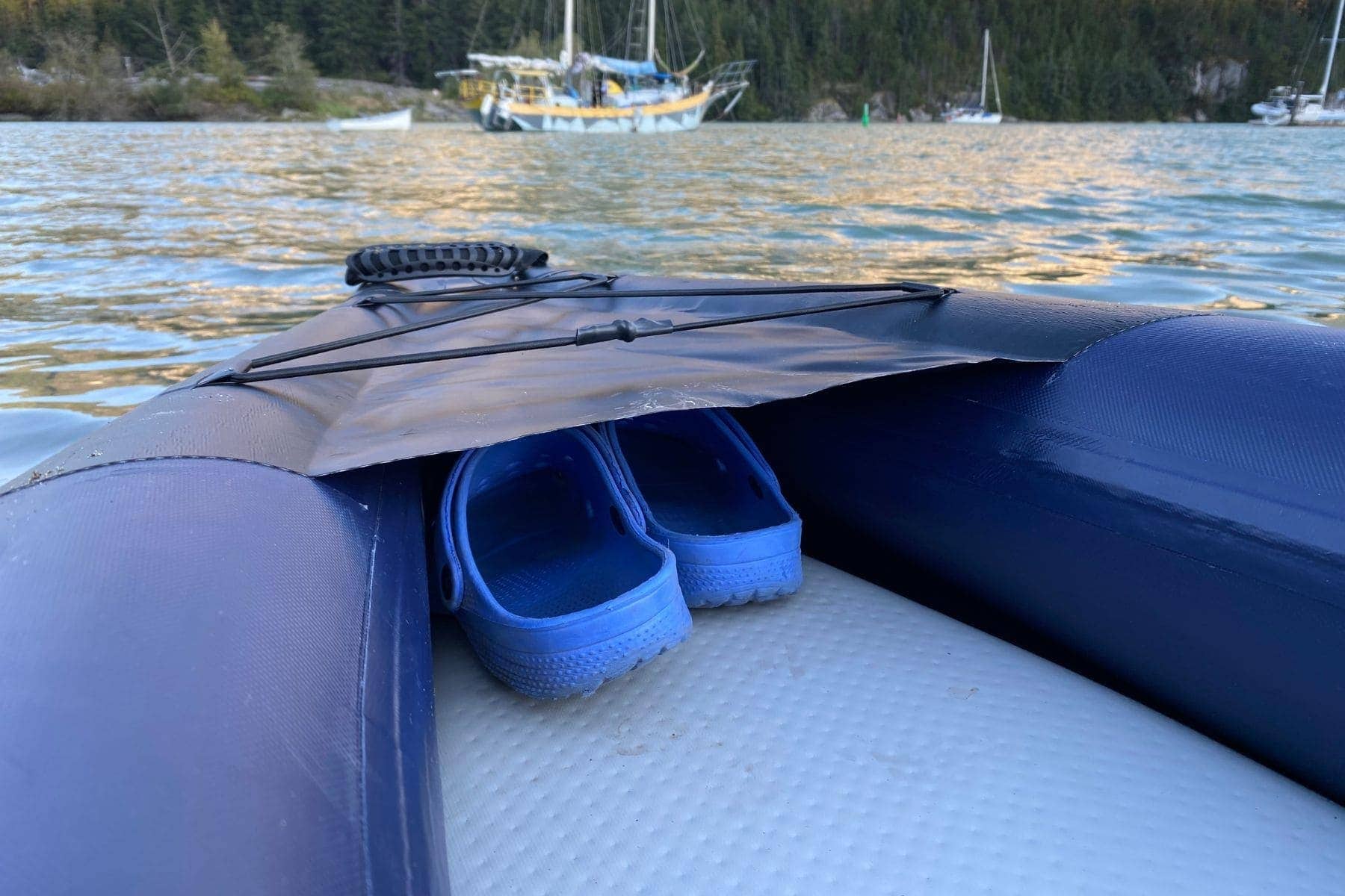 Razor Kayaks R2 Ultra Tandem Deck And Storage