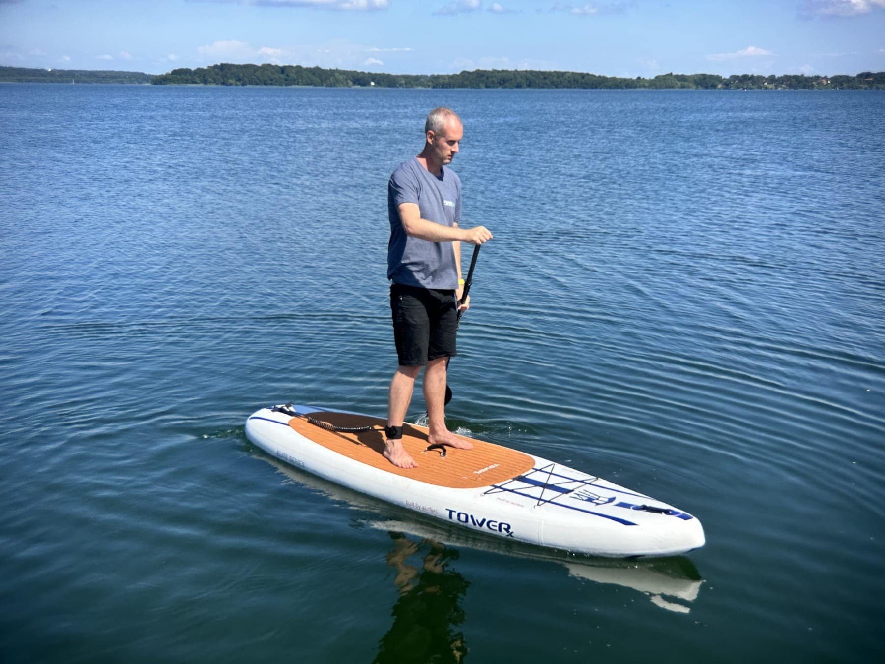 Tower Xtreme 8 Isup Paddling Right
